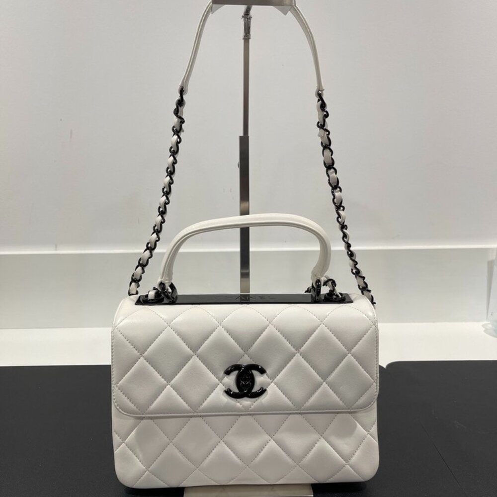 Chanel Trendy CC Quilted Leather White/Black Shoulder/Hand Bag (JB1211)